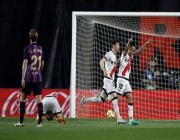 برشلونة يسقط في فخ الهزيمة أمام رايو فايكانو