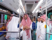 الأمير فيصل بن سلمان يدشن الحافلة الكهربائية بالمدينة المنورة