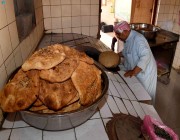 عام / "الخبز الأحمر" قيمة غذائية عالية .. تزداد شعبيته في رمضان