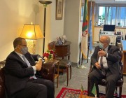 وزير الخارجية الجزائري يجري مباحثات مع نظيره الموريتاني