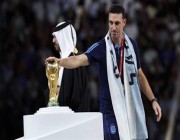 مدرب الأرجنتين: سالم الدوسري أفضل لاعب عربي
