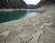 دراسة صادمة.. الجفاف يضرب نصف بحيرات العالم