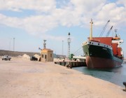 استمرار إغلاق ميناء العريش البحري لليوم الثاني بسبب الأحوال الجوية