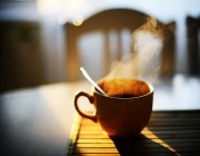 الشاي أم القهوة.. أيهما أفضل لترطيب الجسم في فصل الصيف؟