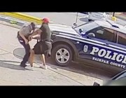 “شرطة فلوريدا” تقـتل مشتبهاً به ضـرب ضابطاً وحاول اختطافه وسرقة سـلاحه