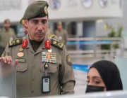 قائد قوات الجوازات للحج يقف على جاهزية صالات الحج بمطار الملك عبدالعزيز الدولي