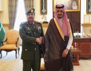 نائب أمير مكة المكرمة يقلد مدير جوازات المنطقه رتبته الجديدة