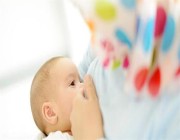 دراسة: الرضاعة الطبيعية قد تؤثر في مستوى الأطفال التعليمي