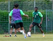 الأخضر الأولمبي يعاود تدريباته لمواجهة ساحل العاج ضمن بطولة تولون