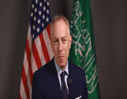 السفير الأمريكي يعزي أسرة ضحية حادث جدة ويثمن دور الأمن السعودي