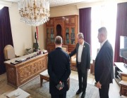 المقداد يتفقد السفارة السورية في الرياض