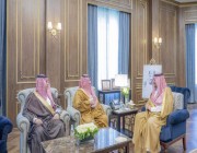 أمير الحدود الشمالية يستقبل رئيس فرع الجمعية السعودية للإدارة الصحية بالمنطقة