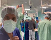 بالفيديو.. بدء عملية التخدير تمهيدا لفصل التوأم السيامي السوري “بسام” و “إحسان”