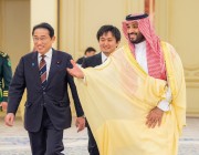 رئيس وزراء اليابان يغادر جدة بعد زيارة ناجحة للمملكة