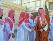 سعود الخالد الفيصل ينقل تعازي القيادة لأسرة الطيار الجهني