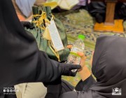 ضمن مبادرة «حفاوة».. توزيع الهدايا على قاصدات المسجد الحرام
