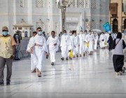 ضيوف الرحمن يختتمون مناسكهم بطواف الوداع في المسجد الحرام (فيديو)