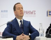 ميدفيديف: لا حل وسط بين روسيا والغرب.. ونهاية العالم النووية محتملة