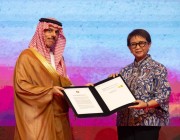 وزير الخارجية يوقّع وثيقة انضمام المملكة لمعاهدة الصداقة والتعاون بجنوب شرق آسيا