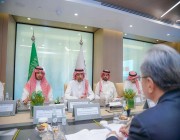 وزير الصناعة يناقش مع وفد صيني تعزيز التعاون بين الرياض وبكين