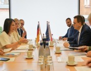 وزيرا خارجية ألمانيا والتشيك يتعهدان بزيادة المساعدات لأوكرانيا