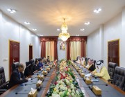 أمين التعاون الخليجي يؤكد دعم ومساندة اليمن في ظل مجلس القيادة الرئاسي
