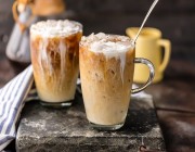 دراسة بريطانية تحذر: القهوة المثلجة تحتوي على 9 ملاعق سكر.. أي أكثر من الشوكولاتة