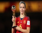 لاعبة برشلونة تفوز بـ”الكرة الذهبية” في مونديال السيدات