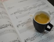 نتيجة مُذهلة لتأثير القهوة والموسيقى على الدماغ