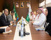 الرئيس التنفيذي للصندوق السعودي للتنمية يستقبل وفدًا من جمهورية جنوب أفريقيا