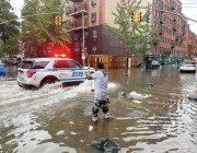 الفيضانات تشل مدينة نيويورك.. غرق المتاجر ومحطات القطار
