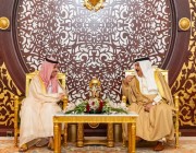 ملك البحرين يستقبل الأمير فيصل بن فرحان