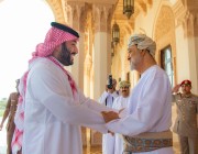 ولي العهد يلتقي سلطان عمان في العاصمة مسقط خلال الزيارة الخاصة