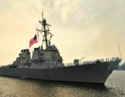 استهداف سفينة حربية أمريكية قرب "اليمن"