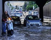 السيول والنفايات تتحدان لشلّ حركة السير في شوارع بيروت