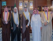 محافظ الأحساء يستقبل رئيس الجمعية التاريخية السعودية