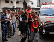 مسؤولة الإعلام بالهلال الأحمر الفلسطيني: لا نستطيع ترك المستشفيات التي تلقت إنذارات بالإخلاء.. وفقدنا 4 مسعفين بالقصف على غزة