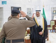 نائب أمير الرياض يستقبل نائب مدير شرطة المنطقة