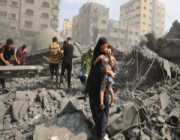 وفاة 8 فلسطينيين على الأقل جراء القصف الإسرائيلي لكنيسة في غزة