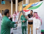 أمير منطقة الرياض يتسلم شعلة دورة الألعاب السعودية 2023