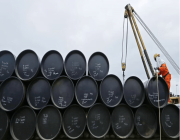 الإمارات تخفض طوعاً إنتاجها النفطي بمقدار 163 ألف برميل إضافي يومياً