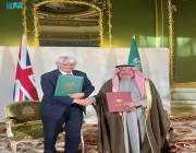 “الدكتور الربيعة” يلتقي وزير الدولة في وزارة الخارجية والكومنولث والتنمية البريطانية