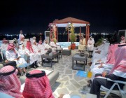 الدكتور غسان السليمان يكرم 30 طالبا من كليات محافظة القنفذة