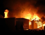 الشرطة الألمانية: الحريق الذي شب في نُزُل فارغ للاجئين كان متعمدًا