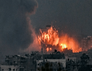 باحث في العلاقات الدولية: الحكومتان البريطانية والأمريكية تطالبان بهدنة في حرب غزة لإدخال المساعدات