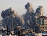 غارات إسرائيلية عنيفة على عدة مناطق في قطاع غزة