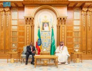 ولي العهد يلتقي رئيس الوزراء بجمهورية إثيوبيا