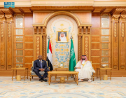 ولي العهد يلتقي رئيس مجلس السيادة الانتقالي بجمهورية السودان