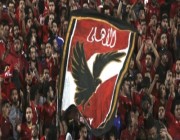 "جماهير" الأهلي المصري "تقتحم" تدريبات فريقها