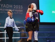 "سيدات المملكة" يتألقْنَ بـ"الملاكمة التايلاندية"